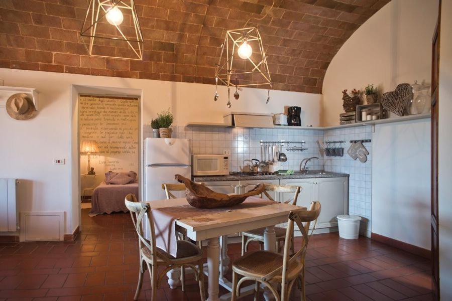 Agriturismo Santa Vittoria Volterra Zewnętrze zdjęcie